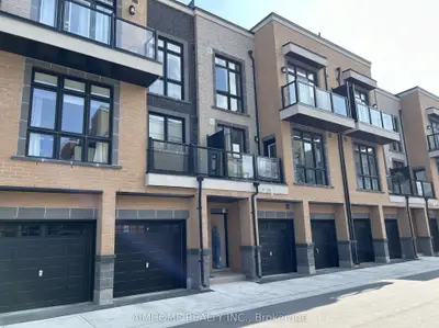 7 Phelps Lane 2, Richmond Hill, On L4e 1j4