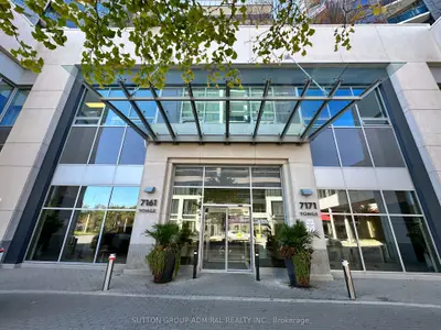 7161 Yonge Street 1728, Markham, On L3t 0c8
