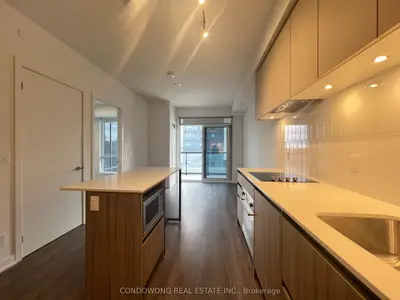 7950 Bathurst Street 518, Vaughan, On L4j 0l4