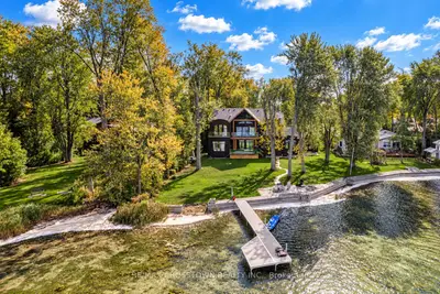 178 Moores Beach Road, Georgina, On L0e 1n0