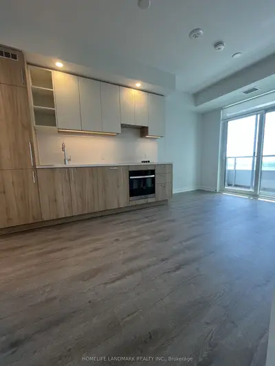5 Meadowdale Road S 2406, Vaughan, On L4k 1w2