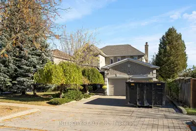 35 Avro Road, Vaughan, On L6a 1y3