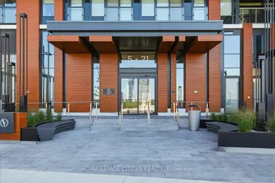 5 Meadowdale Road 2607, Vaughan, On L4k 0c7