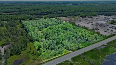 23589 Highway 48, Georgina, On L0e 1r0