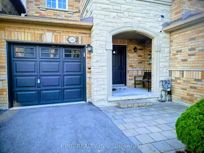 131 Royal Appian Crescent, Vaughan, On L4k 5l5