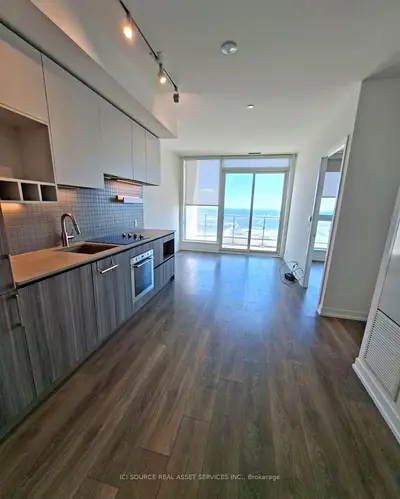 5 Buttermill Avenue 5207, Vaughan, On L4k 0j5