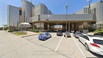 8000 Jane Street Tb 203, Vaughan, On L4k 5b8