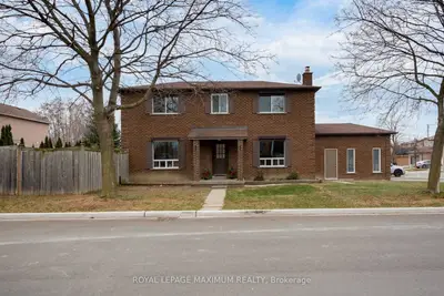 97 Coles Avenue, Vaughan, On L4l 1l8