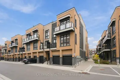8 Sayers Lane Th 7, Richmond Hill, On L4e 1j4