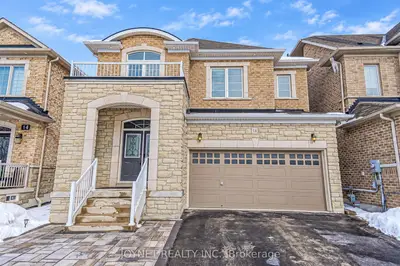 18 Ira Lane, Whitchurch-stouffville, On L4a 1s3
