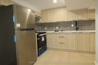 12 Longbridge Road Lower - 1 Bedroom, Vaughan, On L4j 1l5
