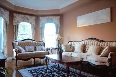 724 Highland Blade Road, Newmarket, ON L3X 1P3