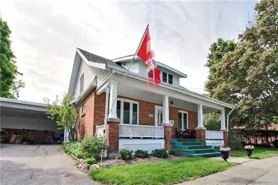 770 Gorham Street, Newmarket, On L3y 1l6