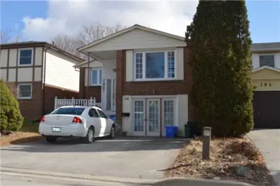 198 Hodgson Drive, Newmarket, ON L3Y 1E2