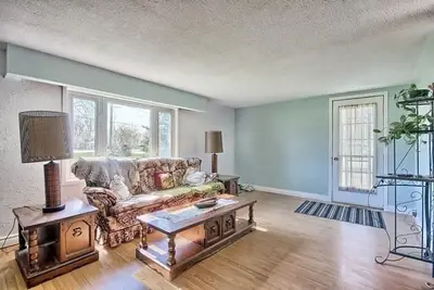 163 Beach Road, Georgina, ON L4P 2L6