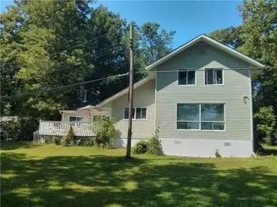 Detached in Georgina Islands