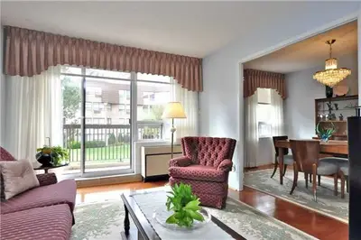 155 Main Street N 209, Newmarket, ON L3Y 8C2