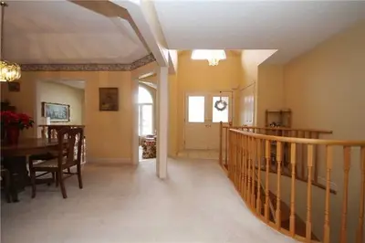51 Prince Drive, Bradford West Gwillimbury, ON L3Z 3B6