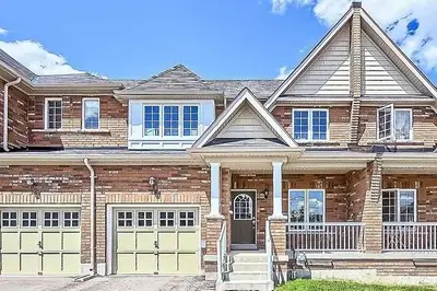 38 Paulgrave Avenue, Georgina, ON L4P 0E7