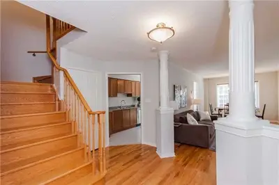 25 Miriam Garden Way, Vaughan, ON L4J 8H6