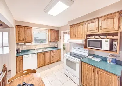 140 Woodpark Place, Newmarket, On L3y 3p6