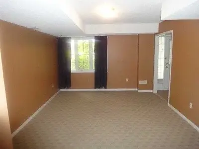 10 OLD COLONY Road 10, Richmond Hill, ON L4C 3C9