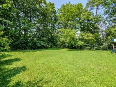848 Fairbank Avenue, Georgina, ON L0E 1S0
