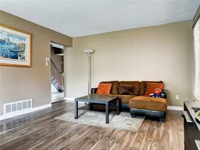118 Ramblewood Lane, Vaughan, ON L4J 6R1