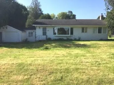 25 Sharon Boulevard, East Gwillimbury, On L0g 1v0