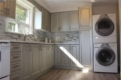 222 Norfolk Avenue, Richmond Hill, ON L4C 2C9