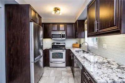 1121 Kensington Street, Innisfil, On L9s 1v1