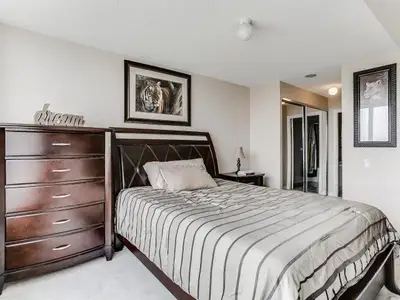 9017 Leslie Street 510, Richmond Hill, ON L4B 4J8