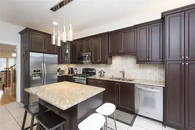 214 Farmstead Road, Richmond Hill, ON L4S 2J6