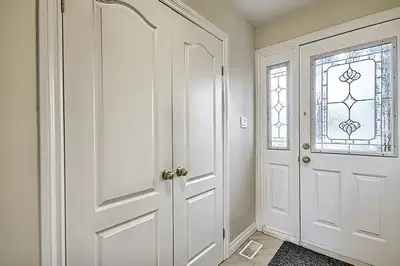 162 Kenvale Court, Richmond Hill, On L4c 4s9
