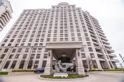 9235 Jane Street 708, Vaughan, ON L6A 0J8