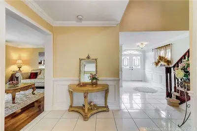 26 Pandora Court, Richmond Hill, On L4s 1j4
