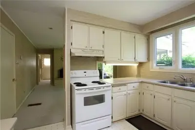 31 Fletcher Street, Bradford West Gwillimbury, ON L3Z 1M1