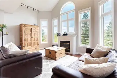 148 Colesbrook Road, Richmond Hill, ON L4S 2G4