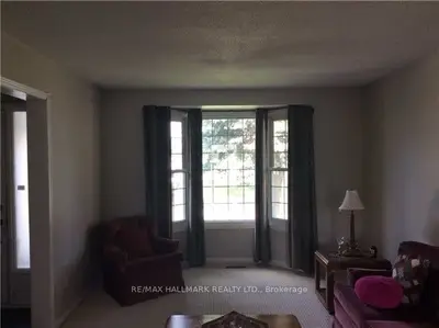 3 Magani Avenue Main Fl, Bradford West Gwillimbury, ON L3Z 2S8
