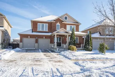 46 Pace Crescent, Bradford West Gwillimbury, ON L3Z 3H8