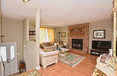 5 FOX RUN Lane, Bradford West Gwillimbury, ON L3Z 2H9