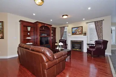 71 Ballantrae Road, Whitchurch-Stouffville, ON L4A 1M5