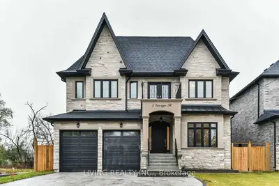 3 George Street, Richmond Hill, ON L4E 2T4
