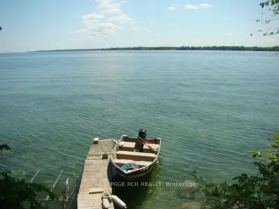37 Snake Island, Georgina Islands, On L4p 3e9
