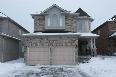 111 Canyon Hill Avenue, Richmond Hill, ON L4C 0T1