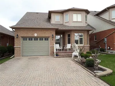 9 Malibu Manor Manor, New Tecumseth, ON L9R 2B9