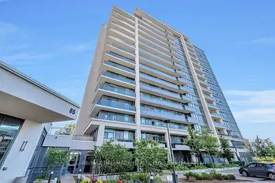 85 North Park Road 805, Vaughan, ON L4J 0H8