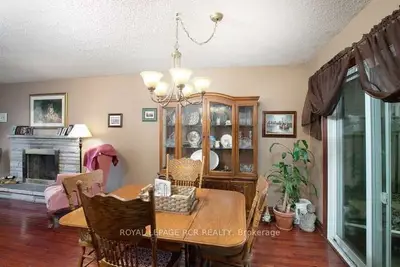 366 Terry Drive, Newmarket, ON L3Y 5E7