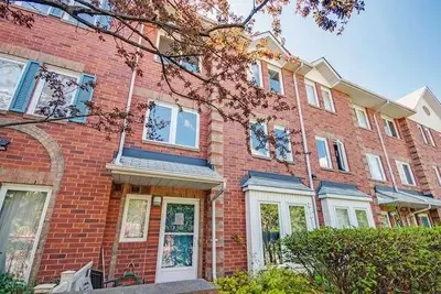 900 Steeles Avenue W 114, Vaughan, ON L4J 8C2