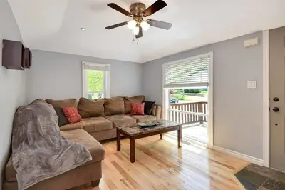 20 Main Street, East Gwillimbury, ON L0G 1M0